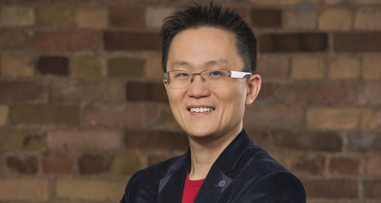 How Wattpad CEO Allen Lau turned his idea into a global phenomenon: StartUp HERE Toronto